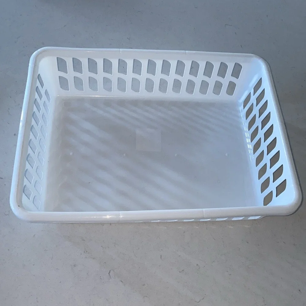 White‎ Storage Basket